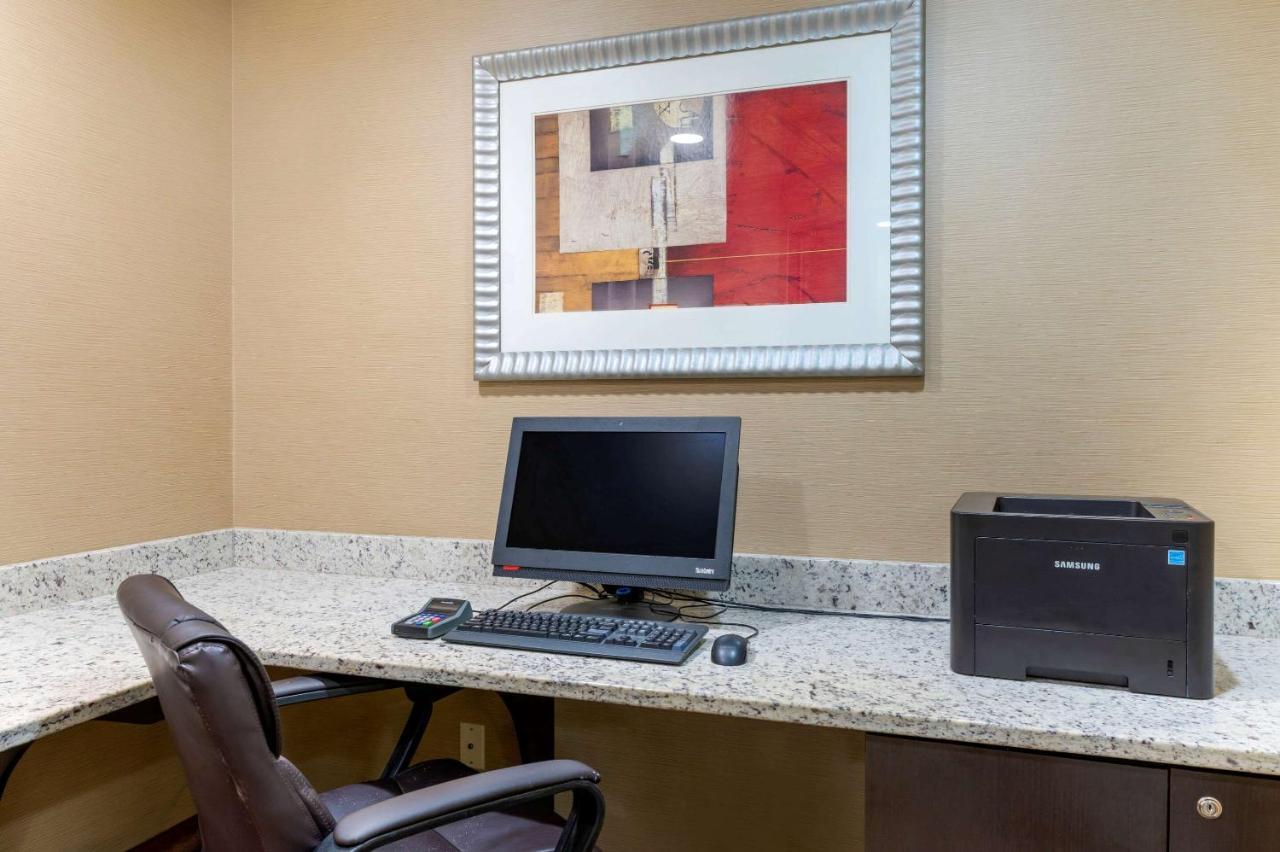Comfort Suites Кълъмбъс Екстериор снимка